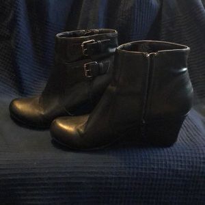 Kenneth Cole Booties